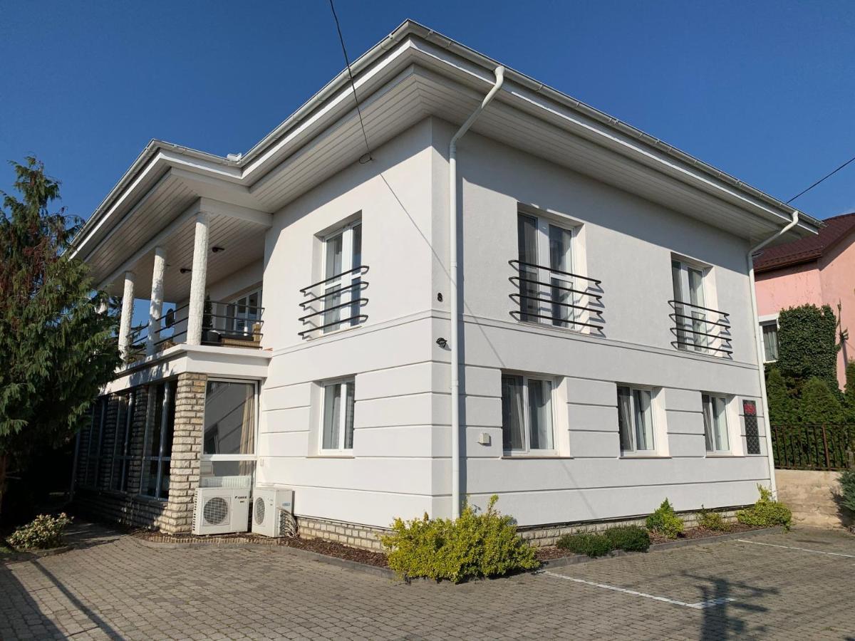 Koi Apartman Балатональмаді Екстер'єр фото